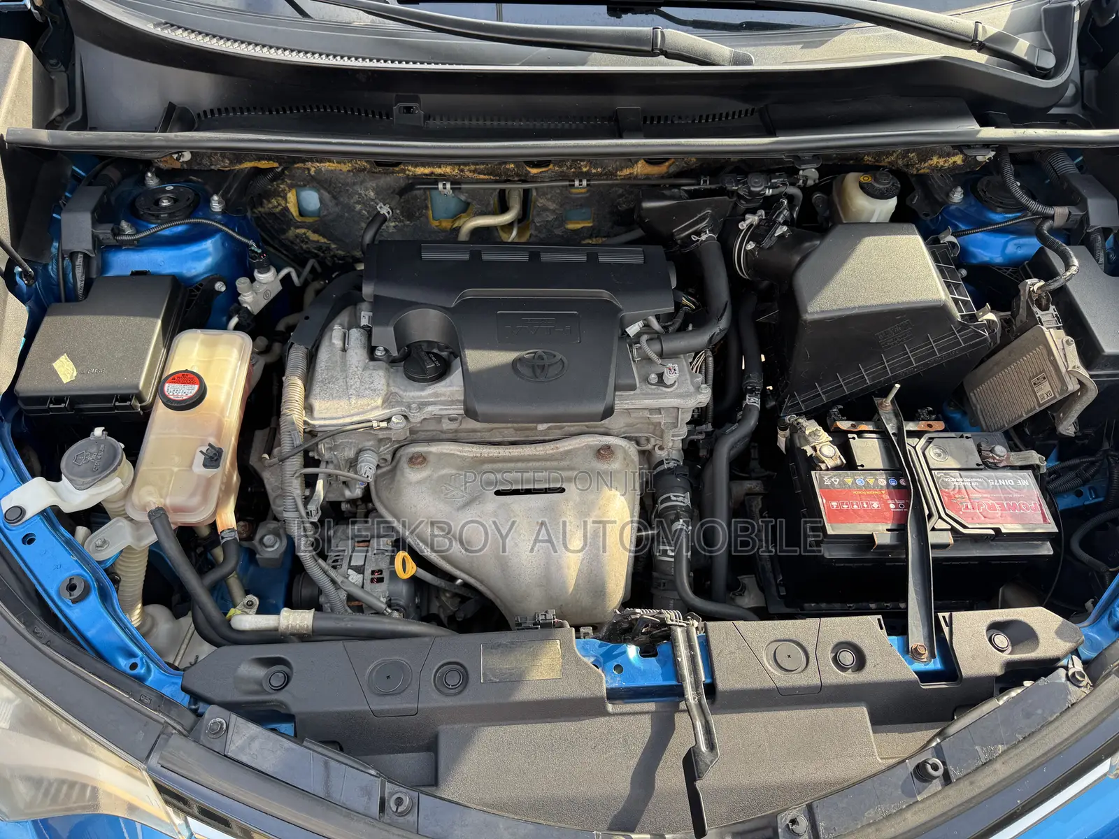Toyota RAV4 LE AWD (2.5L 4cyl 6A) 2016 Blue