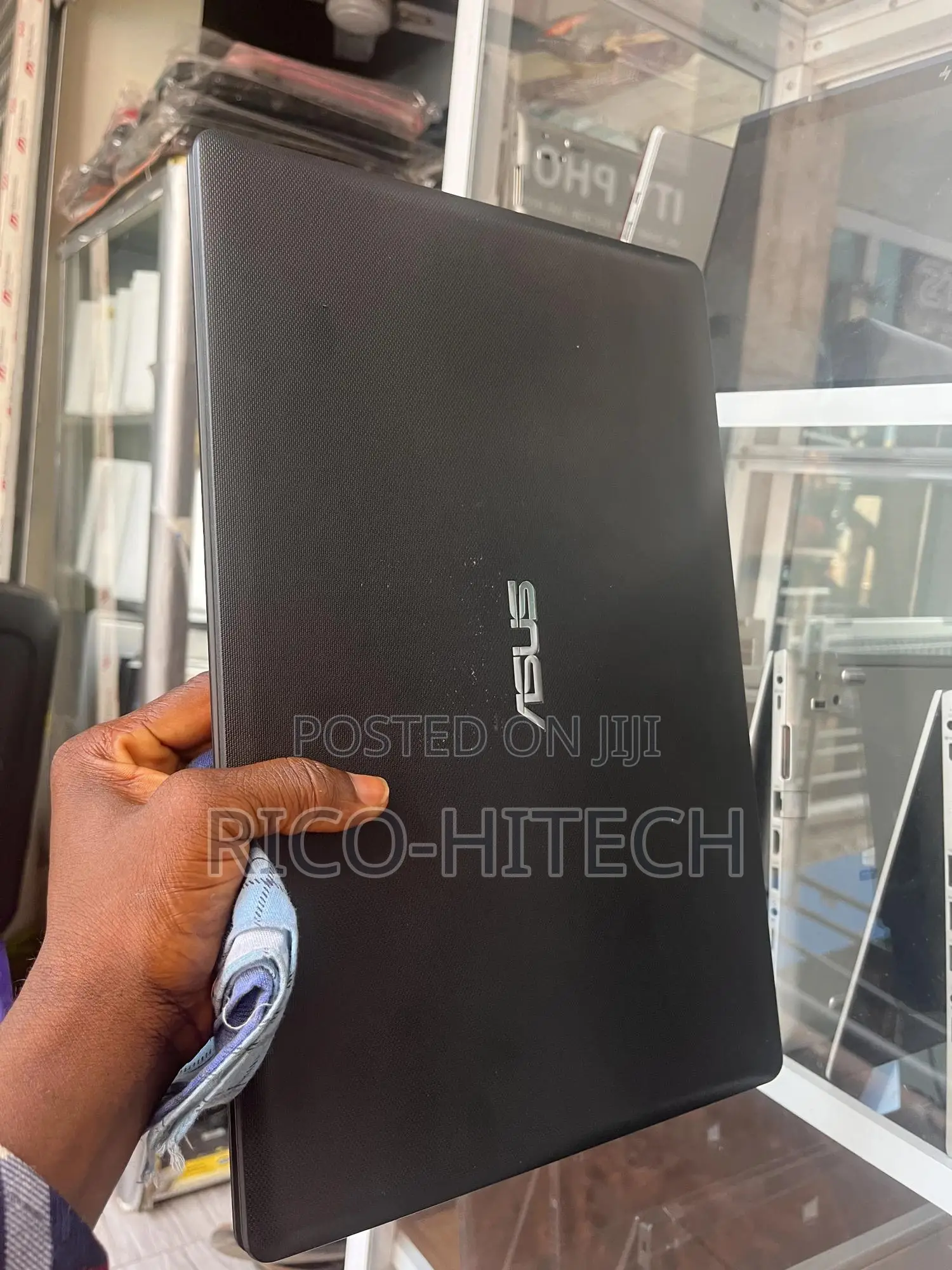 Laptop Asus X550CA 4GB Intel Core i5 HDD 500GB