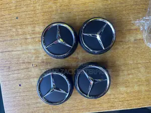 Mercedes Benz Universal Alloy Rim Cups