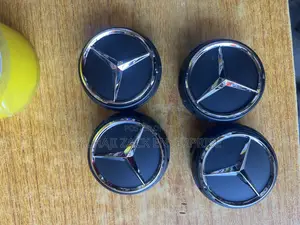 Mercedes Benz Universal Alloy Rim Cups