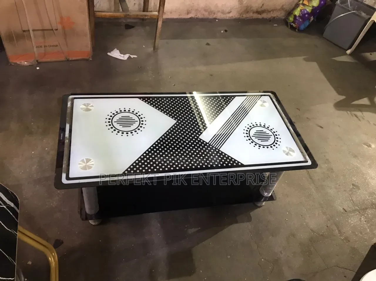 Modern/Designed Glass Center Table