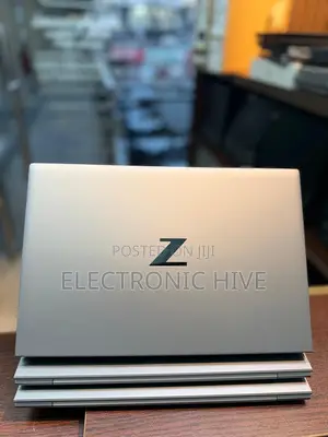 Laptop HP ZBook Firefly G8 16GB Intel Core i7 SSD 512GB
