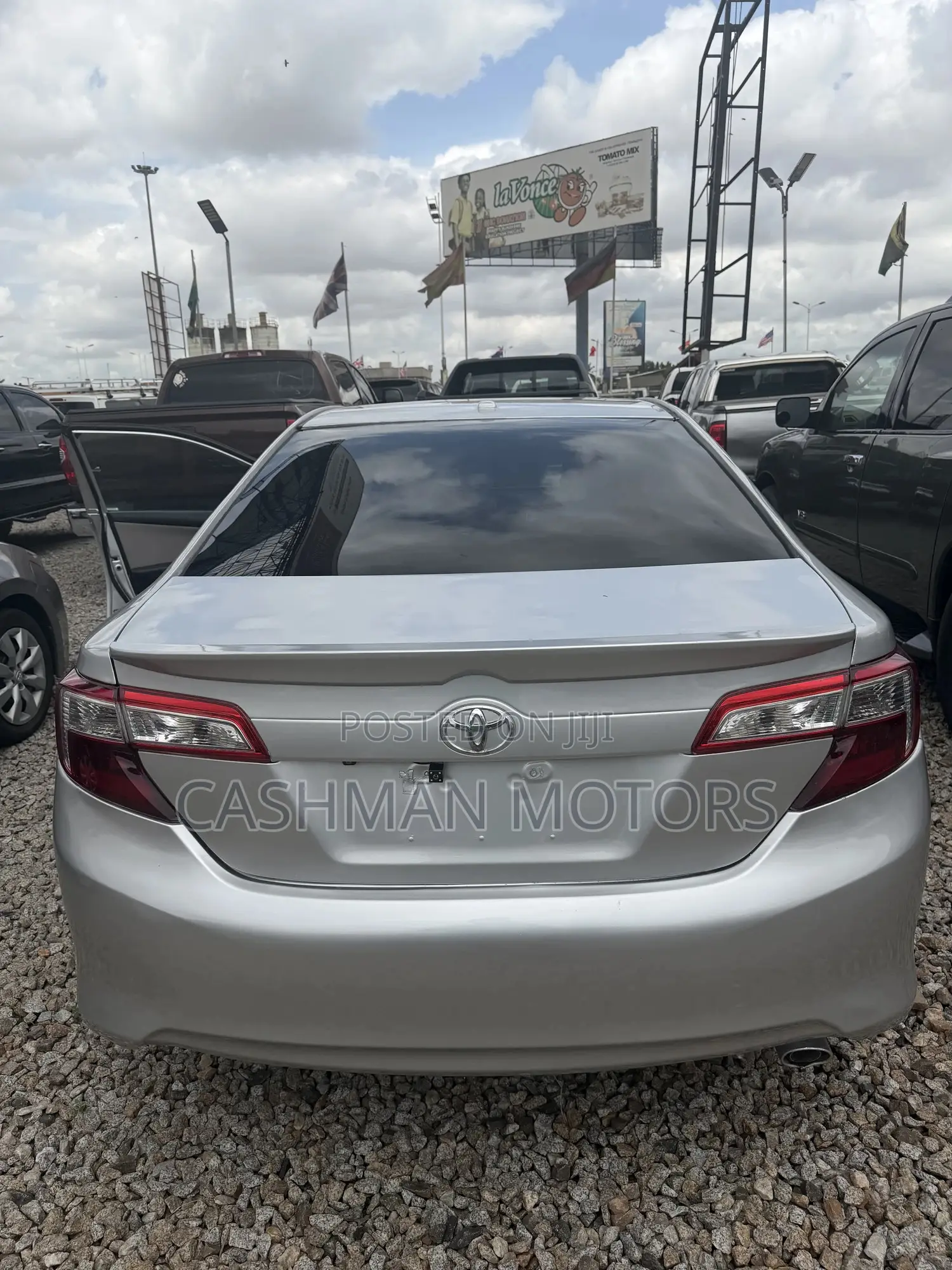 Toyota Camry 2014 Silver