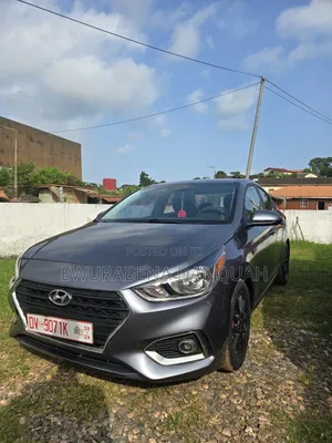 Hyundai Accent SE 2018 Gray