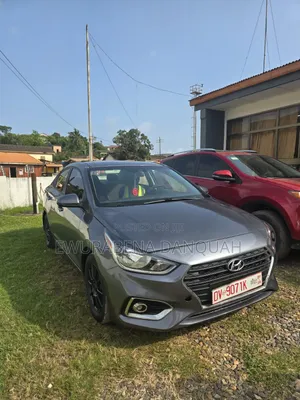 Hyundai Accent SE 2018 Gray