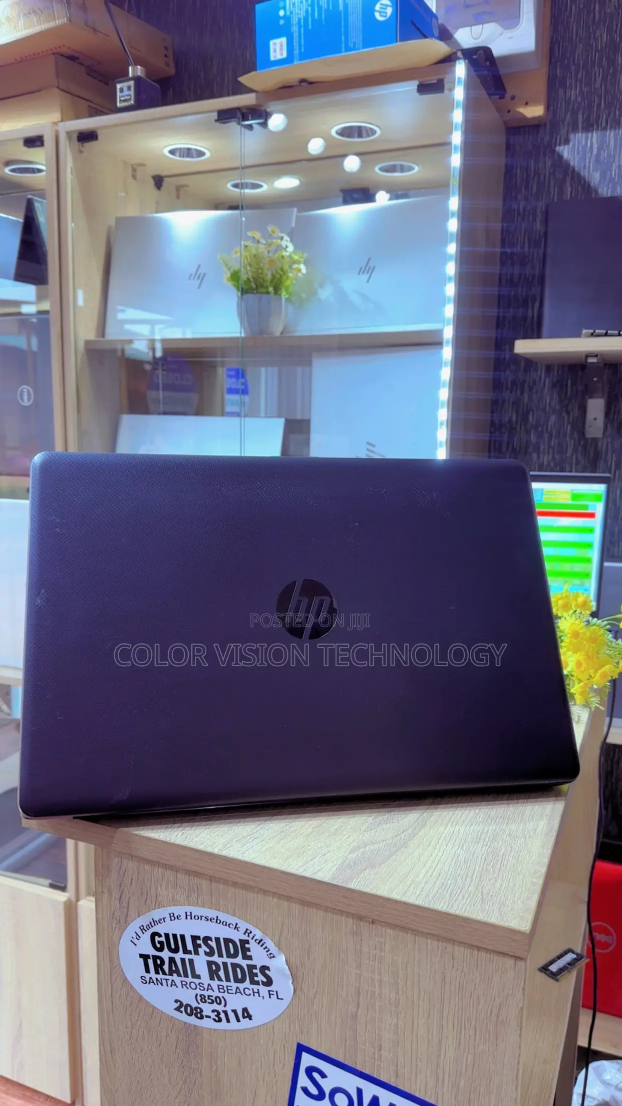 Laptop HP Pavilion 17 8GB AMD Ryzen 5 HDD+SSD 1T