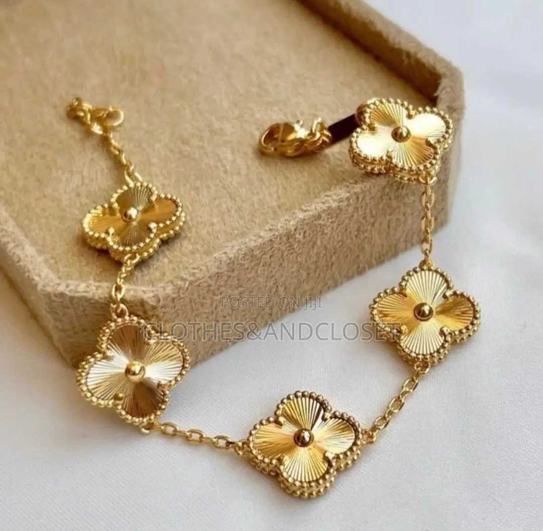 Van Cleef Arpels Vintage Alhambra 5-motif Bracelet