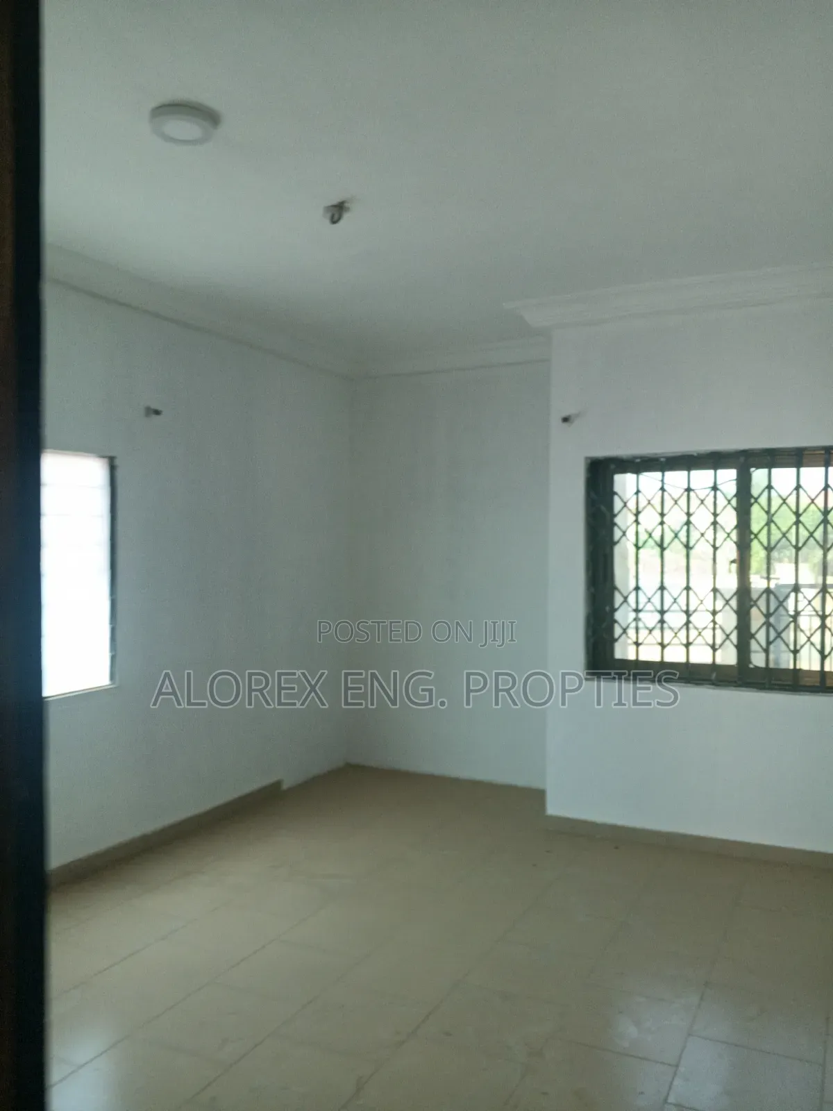 2bdrm Apartment in Amanfro, Frafraha for rent