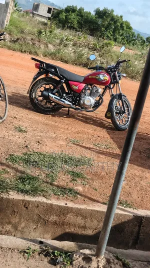 New Royal Motorcycle 2026 Red