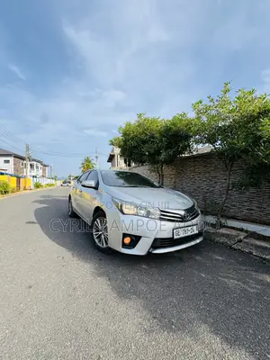 Toyota Corolla Altis 2016 Silver