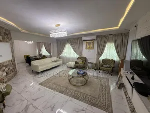 3bdrm House in Kwabenya Acp for sale