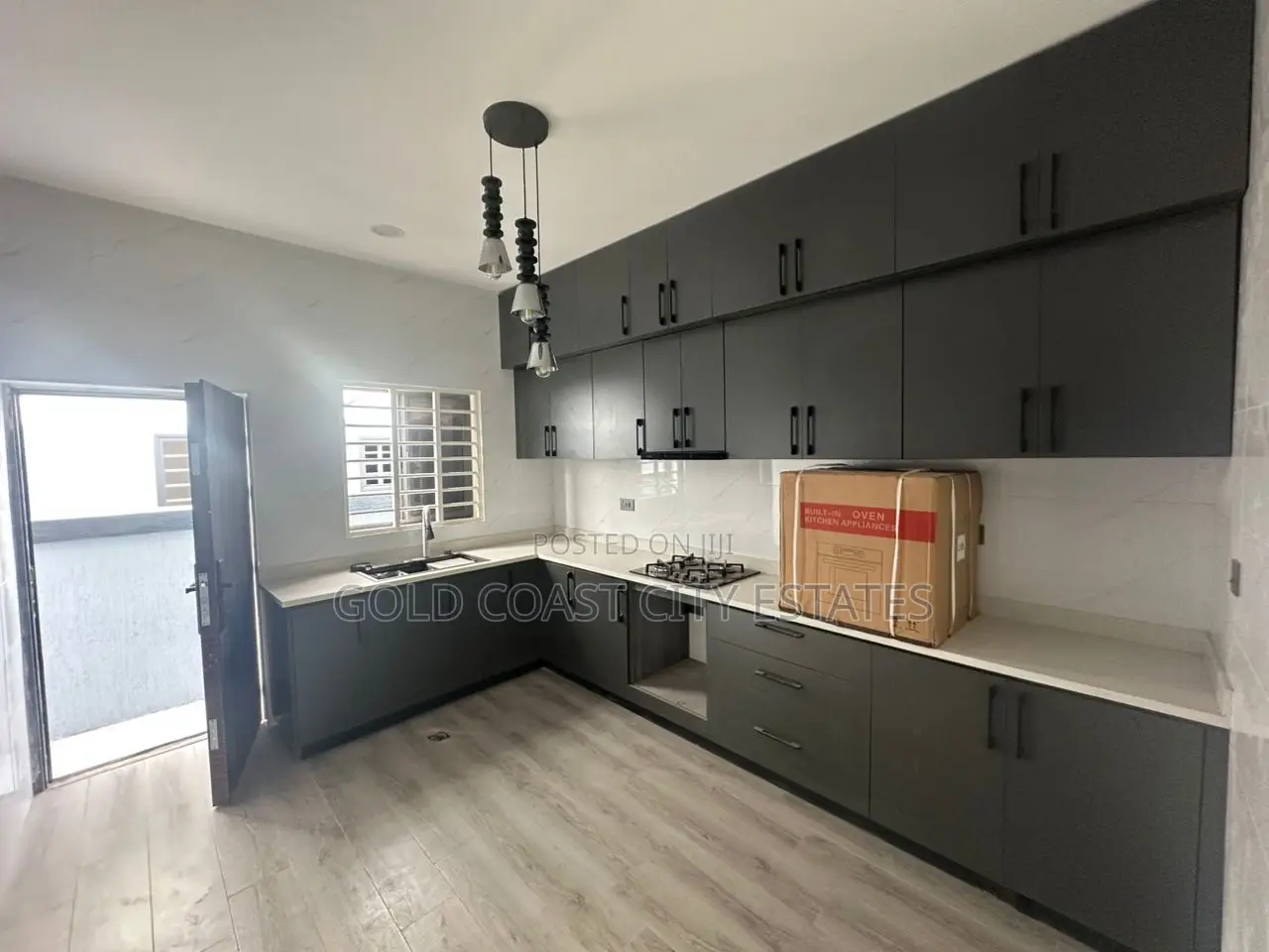 3bdrm House in Achimota for sale