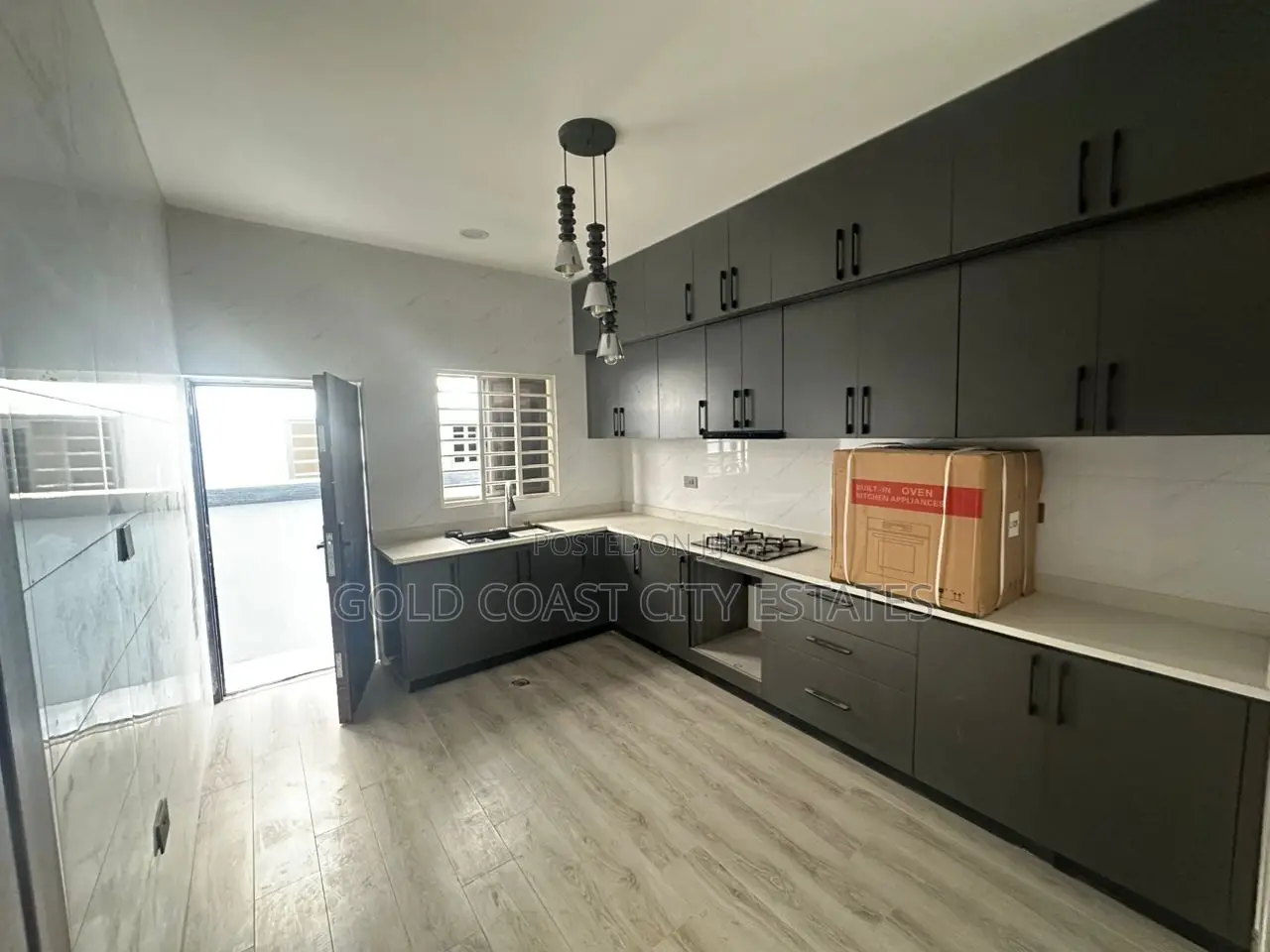 3bdrm House in Achimota for sale