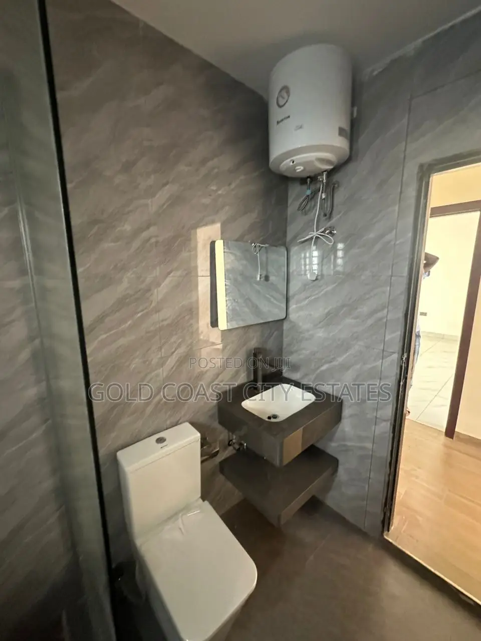 3bdrm House in Achimota for sale