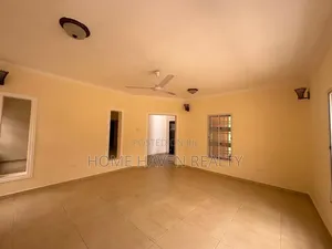 4bdrm House in North Legon for rent