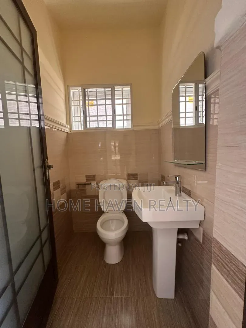 4bdrm House in North Legon for rent