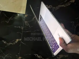 Laptop Apple MacBook Pro 8GB Intel Core i5 SSD 128GB