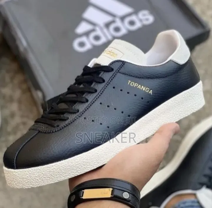 Adidas Topanga