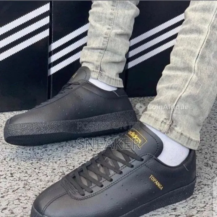 Adidas Topanga
