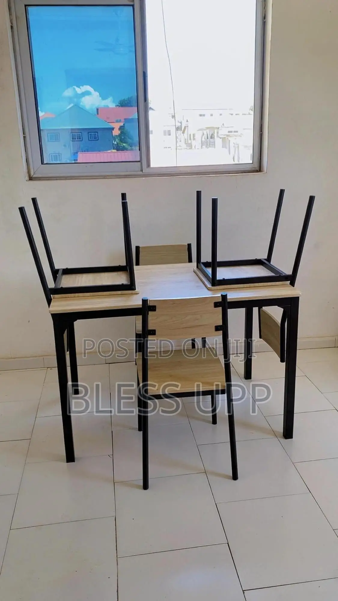 Quality Dining Set