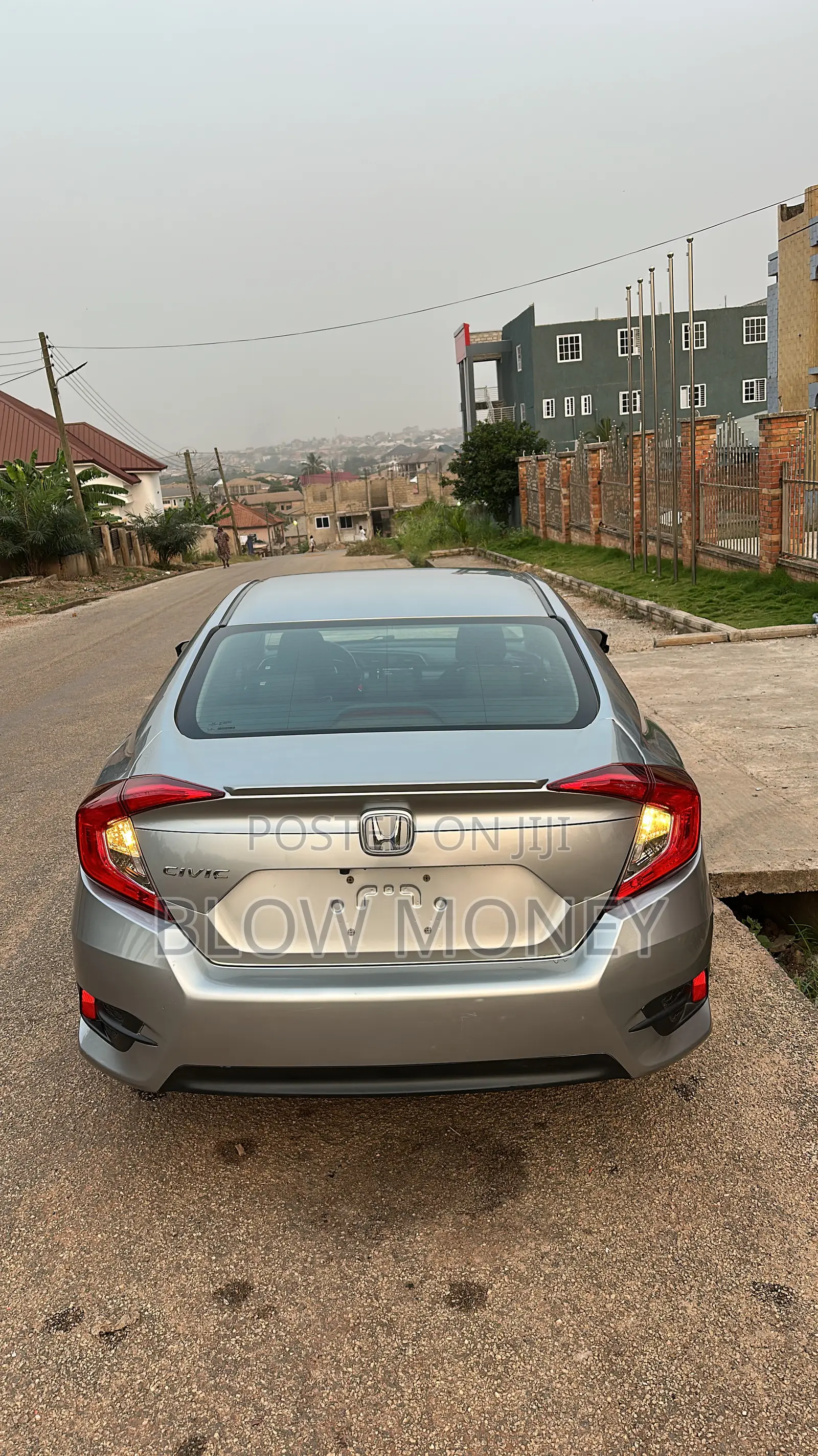 Honda Civic EX 4dr Sedan (2.0L 4cyl) 2017 Silver