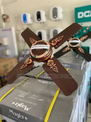 Well Made Magia 4 Short Blade Ceiling Fan
