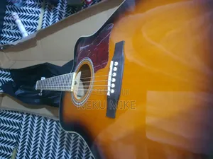 Givson Semi Acoustic