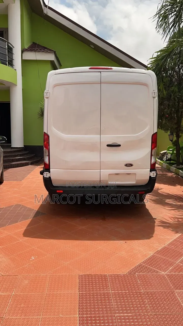 Ford Transit 2016 White