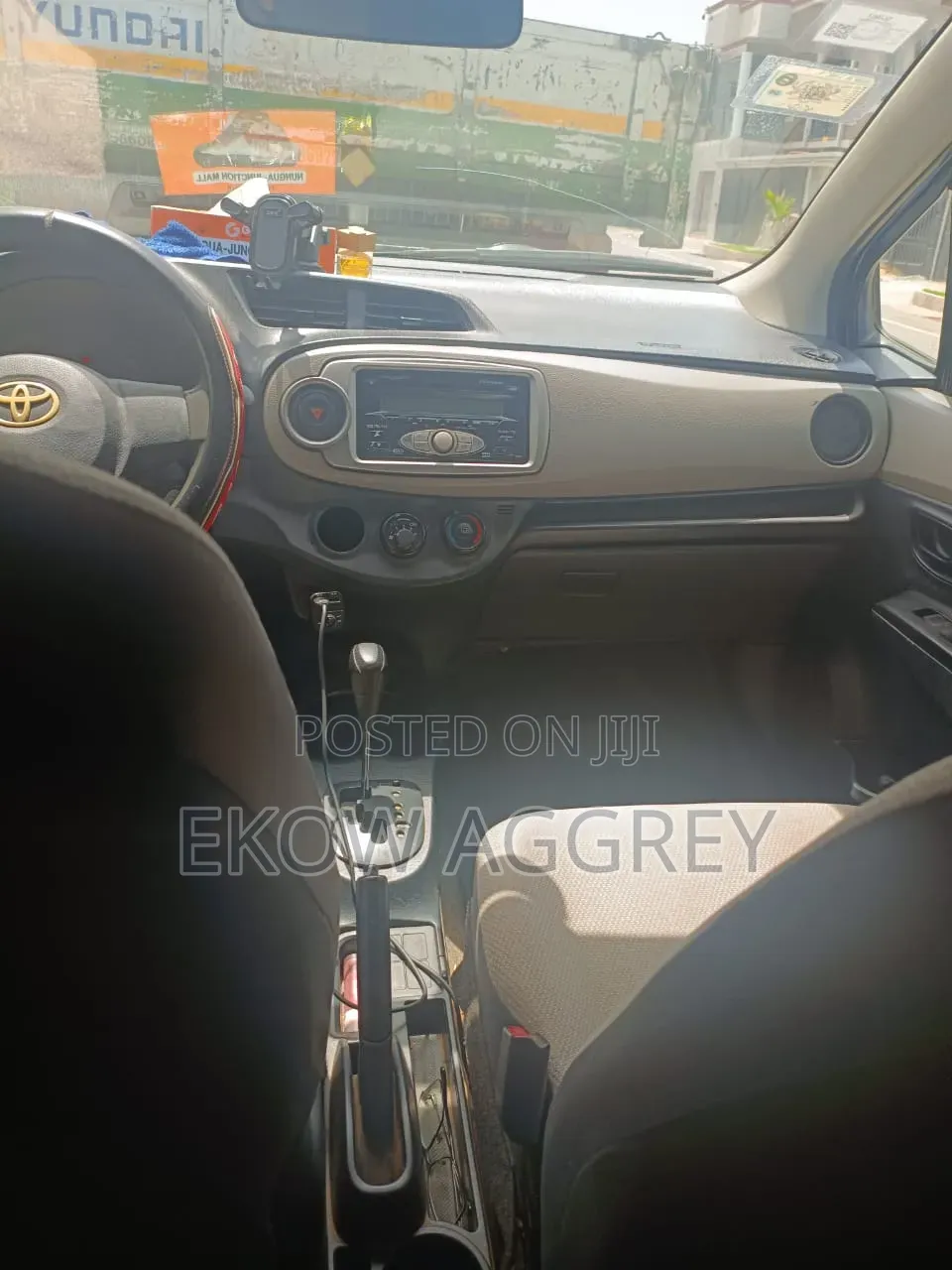 Toyota Vitz 2012 Blue
