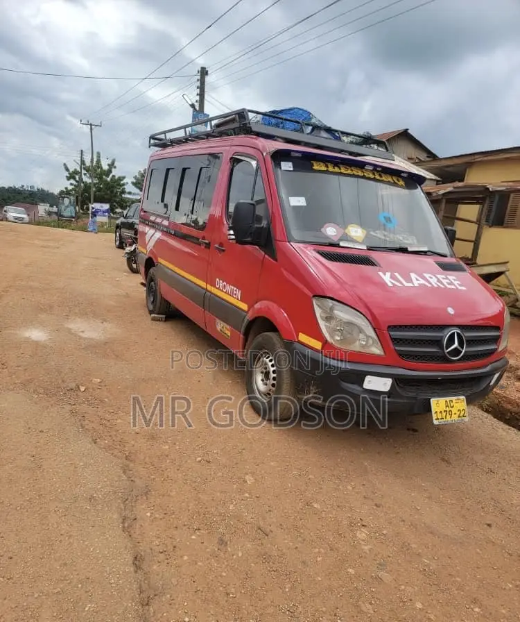 Mercedes-Benz Sprinter 2005 Yellow