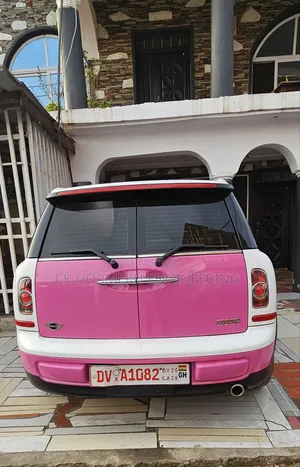Mini Cooper 2012 Pink