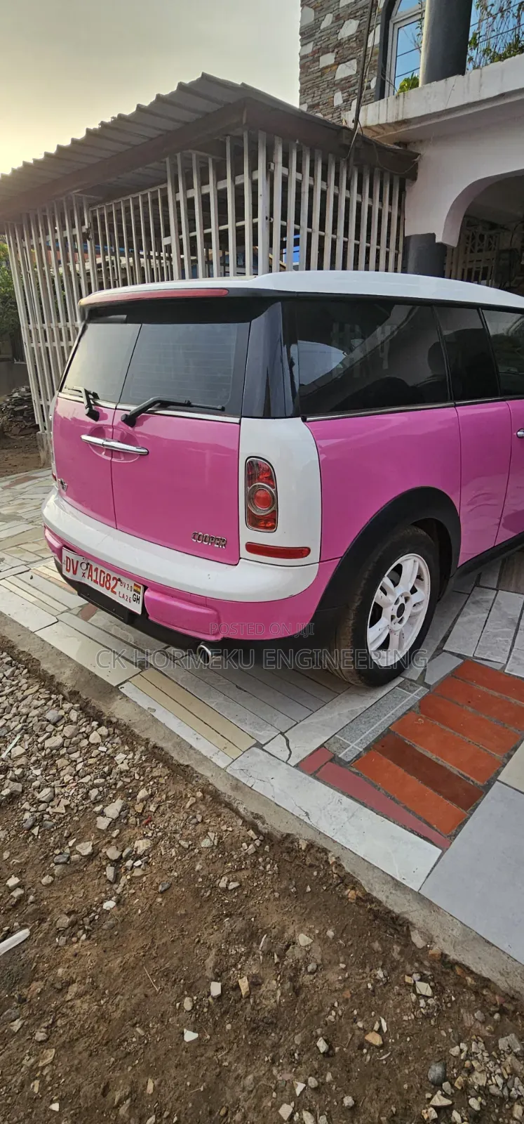 Mini Cooper 2012 Pink