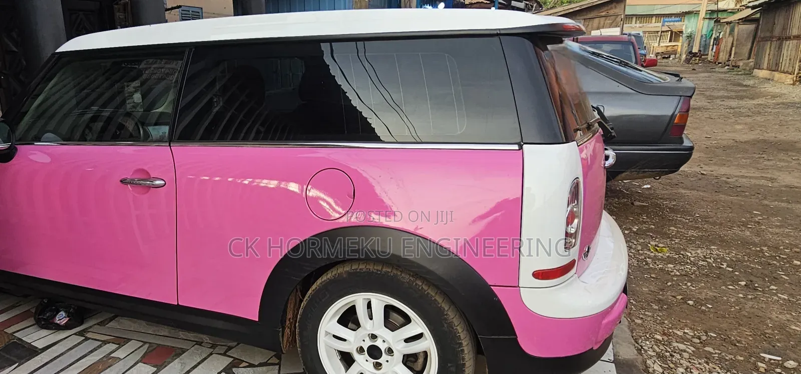 Mini Cooper 2012 Pink