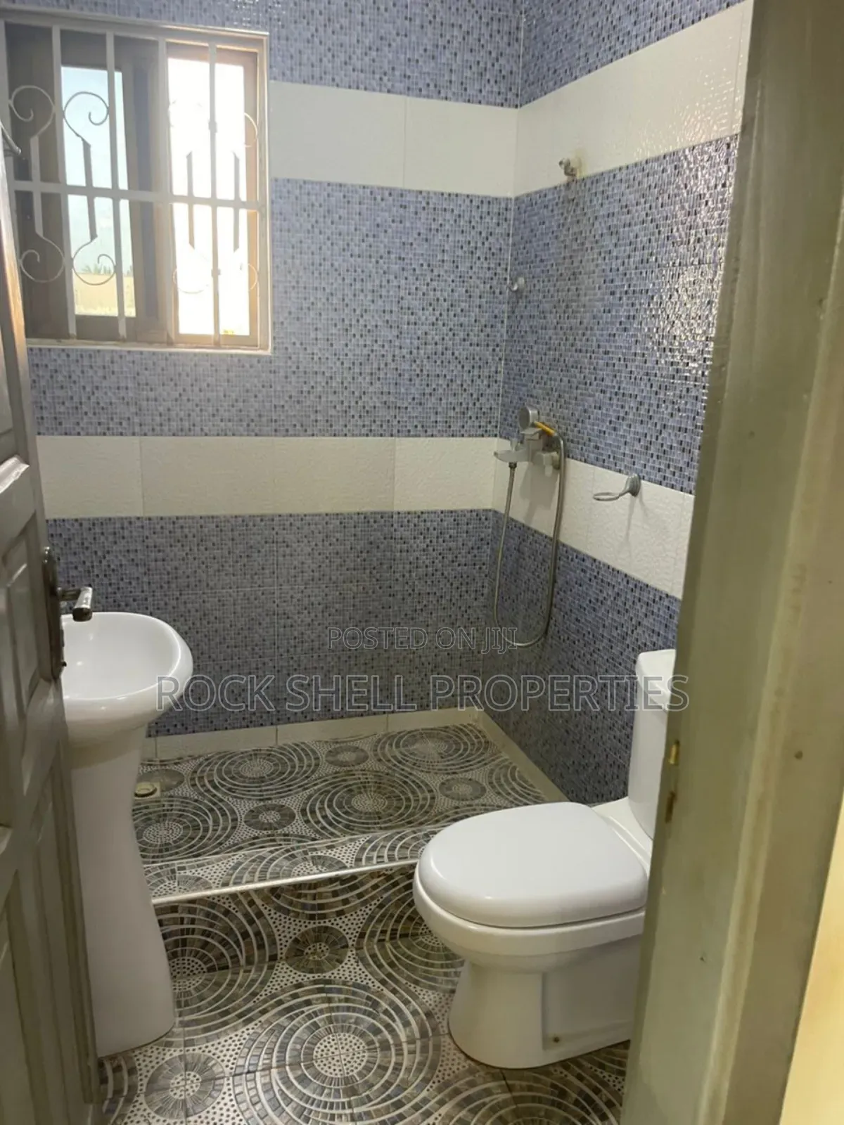 1bdrm Apartment in Rock-Shell, Pure Water for rent