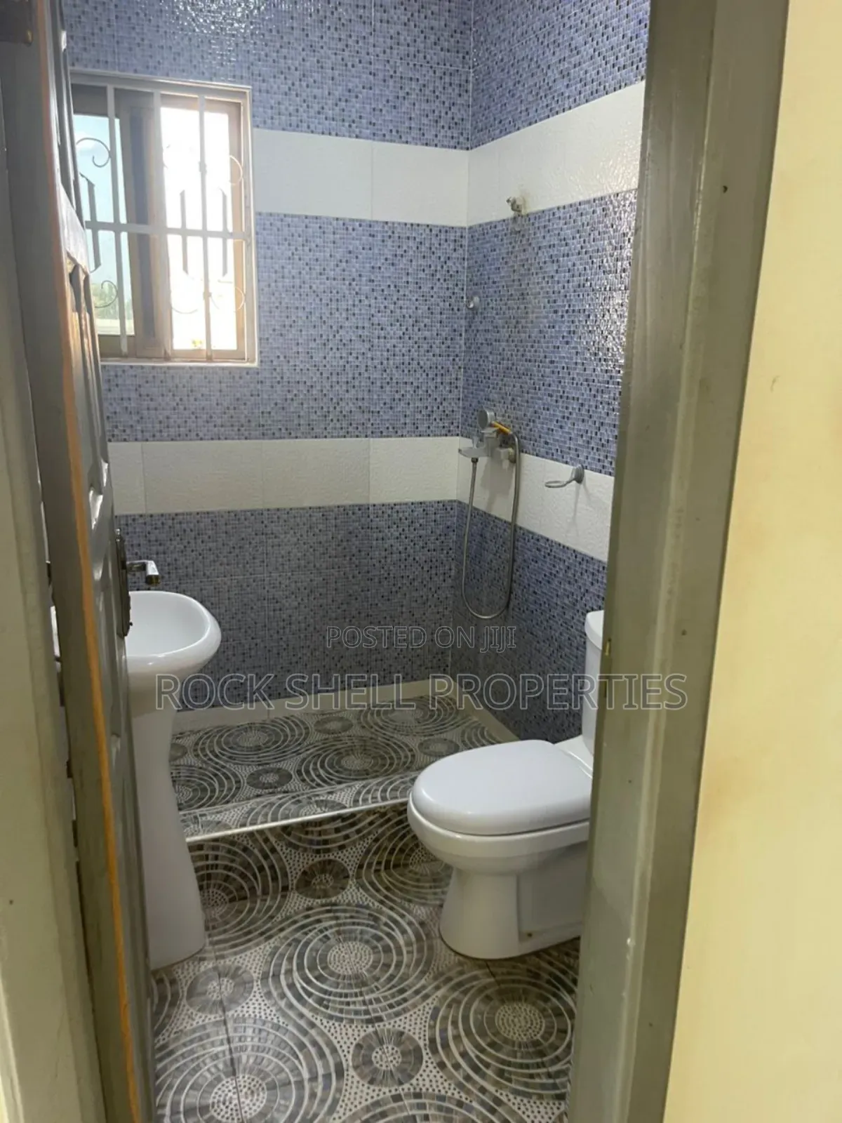 1bdrm Apartment in Rock-Shell, Pure Water for rent