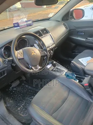 Mitsubishi RVR 2018 Brown