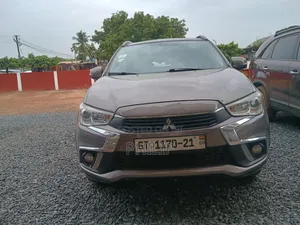 Mitsubishi RVR 2018 Brown