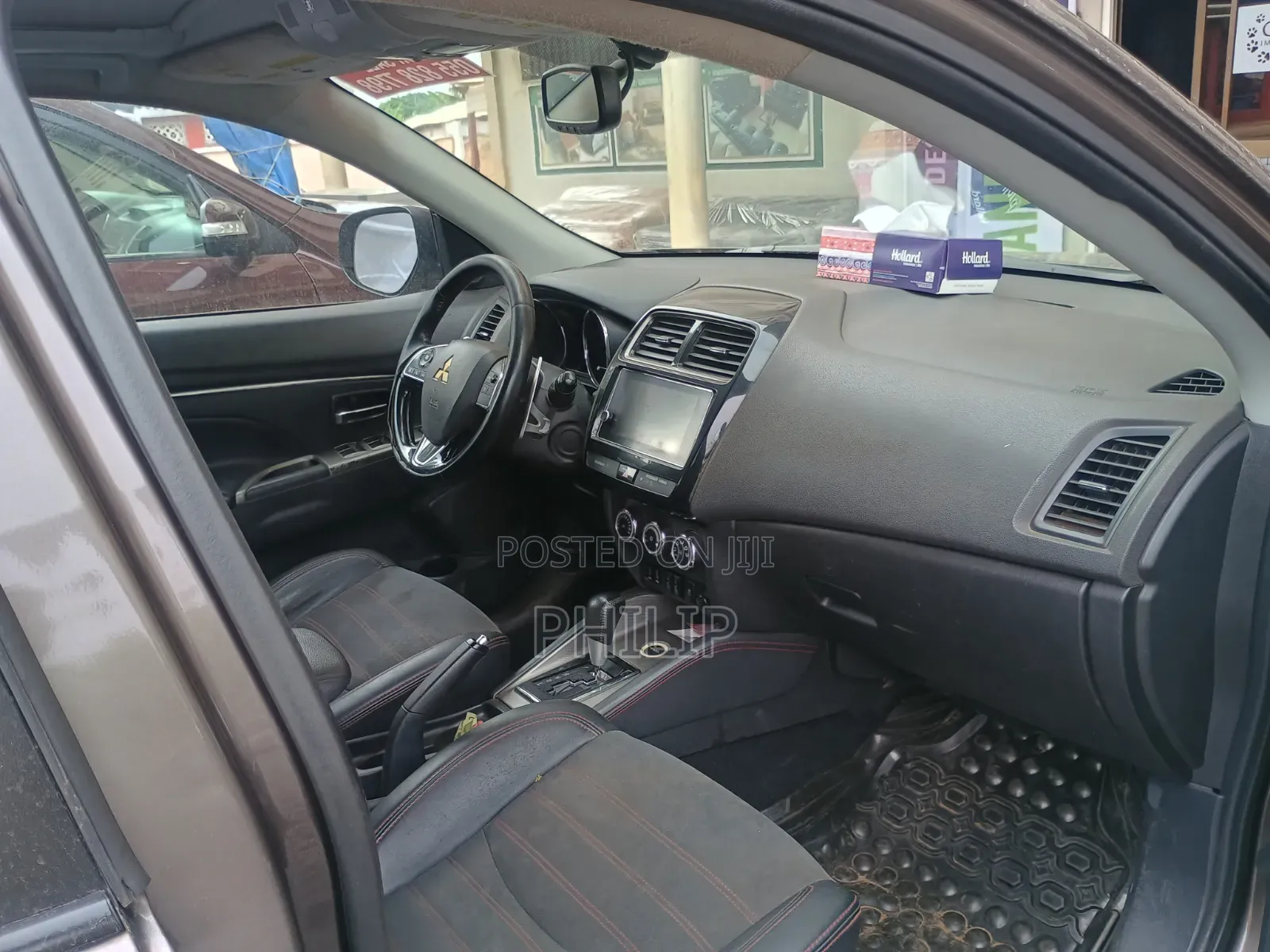 Mitsubishi RVR 2018 Brown