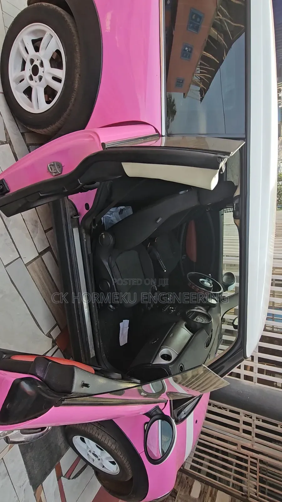 Mini Cooper 2012 Pink