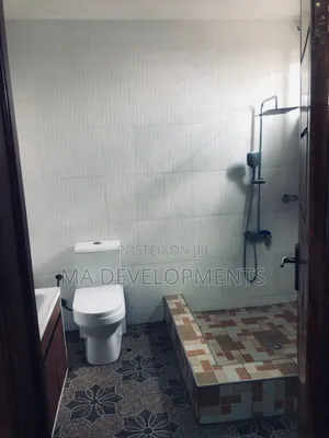 4bdrm Duplex in Tabora Lapaz, Nyanmekye for rent