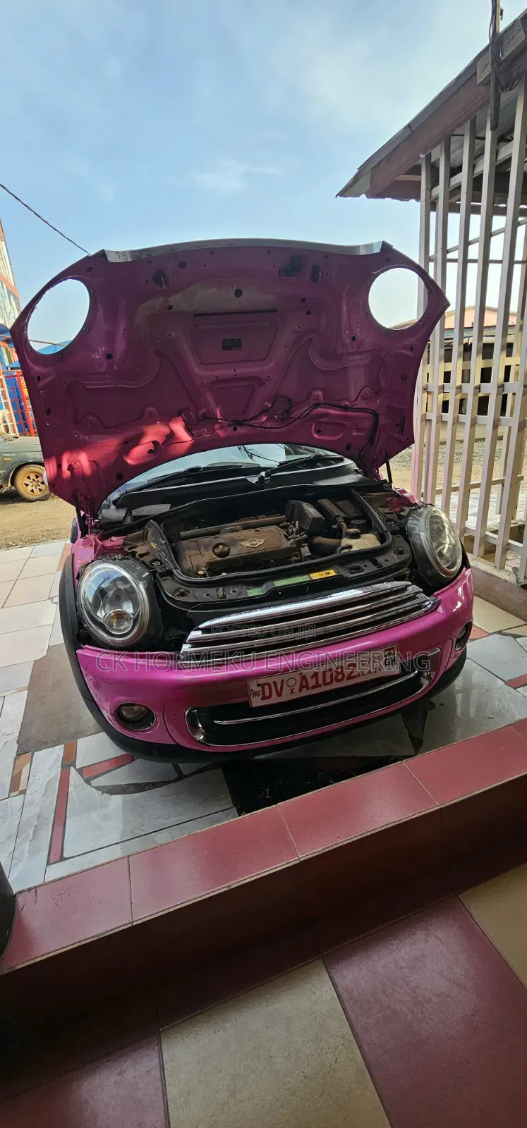 Mini Cooper 2012 Pink