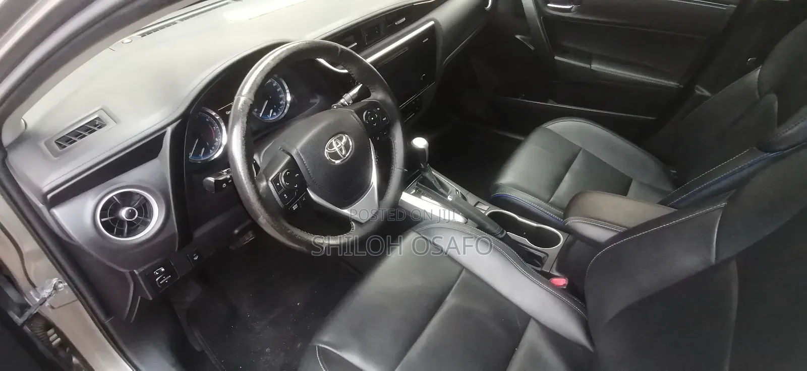 Toyota Corolla XSE 4dr Sedan (1.8L 4cyl CVT) 2017 Burgundy