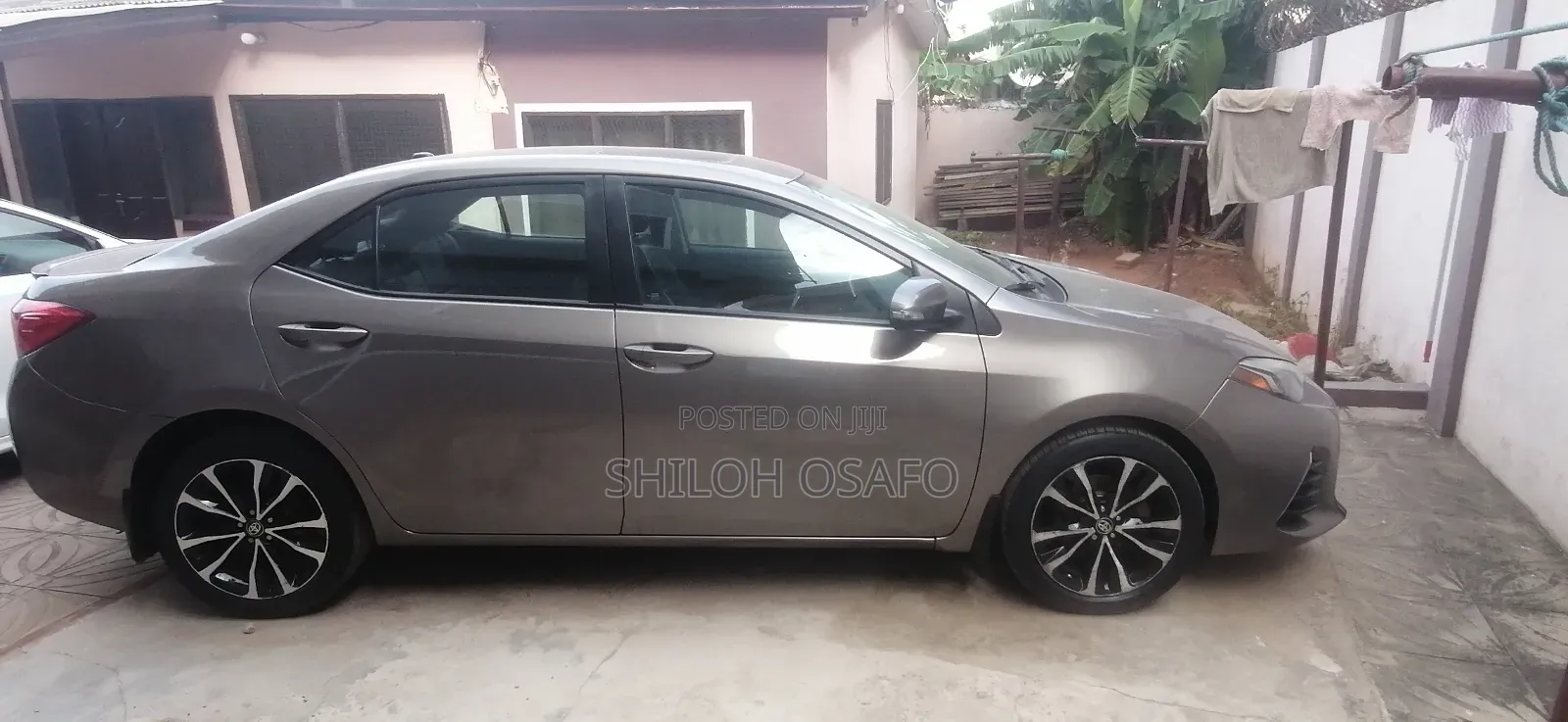 Toyota Corolla XSE 4dr Sedan (1.8L 4cyl CVT) 2017 Burgundy