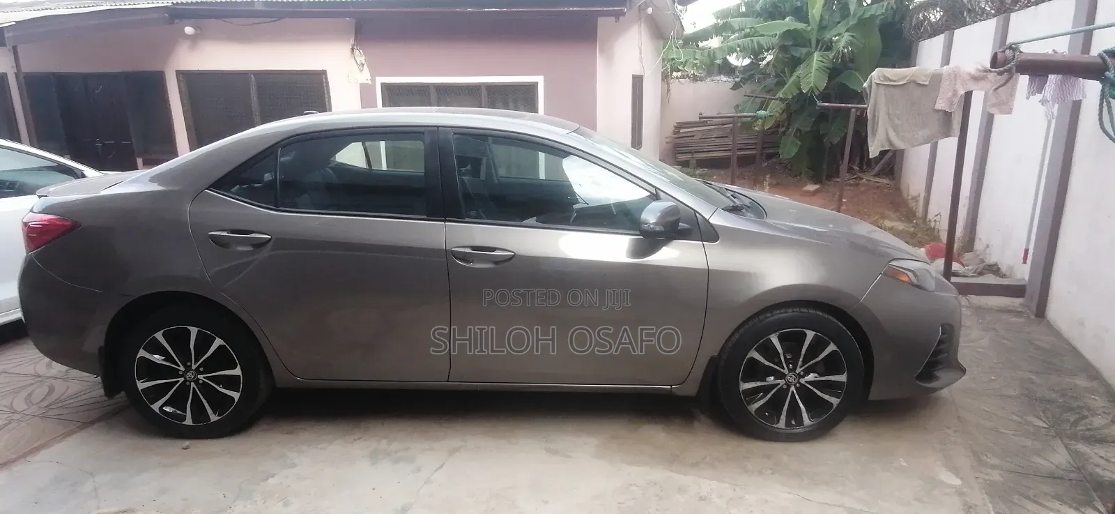 Toyota Corolla XSE 4dr Sedan (1.8L 4cyl CVT) 2017 Burgundy