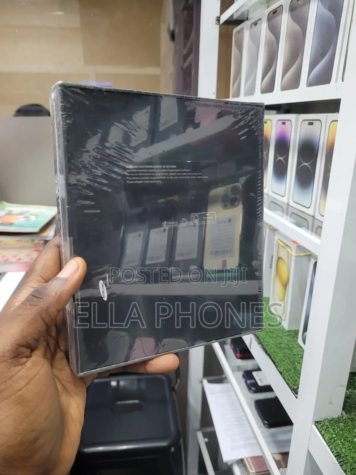 New Samsung Galaxy Z Fold4 256 GB