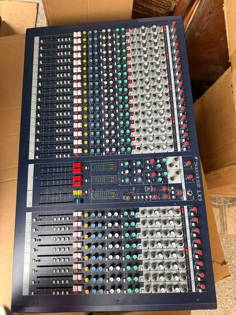 Soundcraft Lx9 24channels Professional Mixer