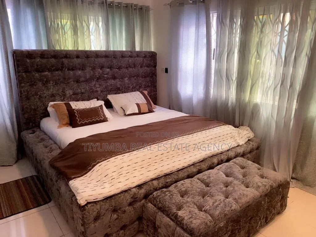 3bdrm House in Tiyumba Real Estate, Kwabenya for sale