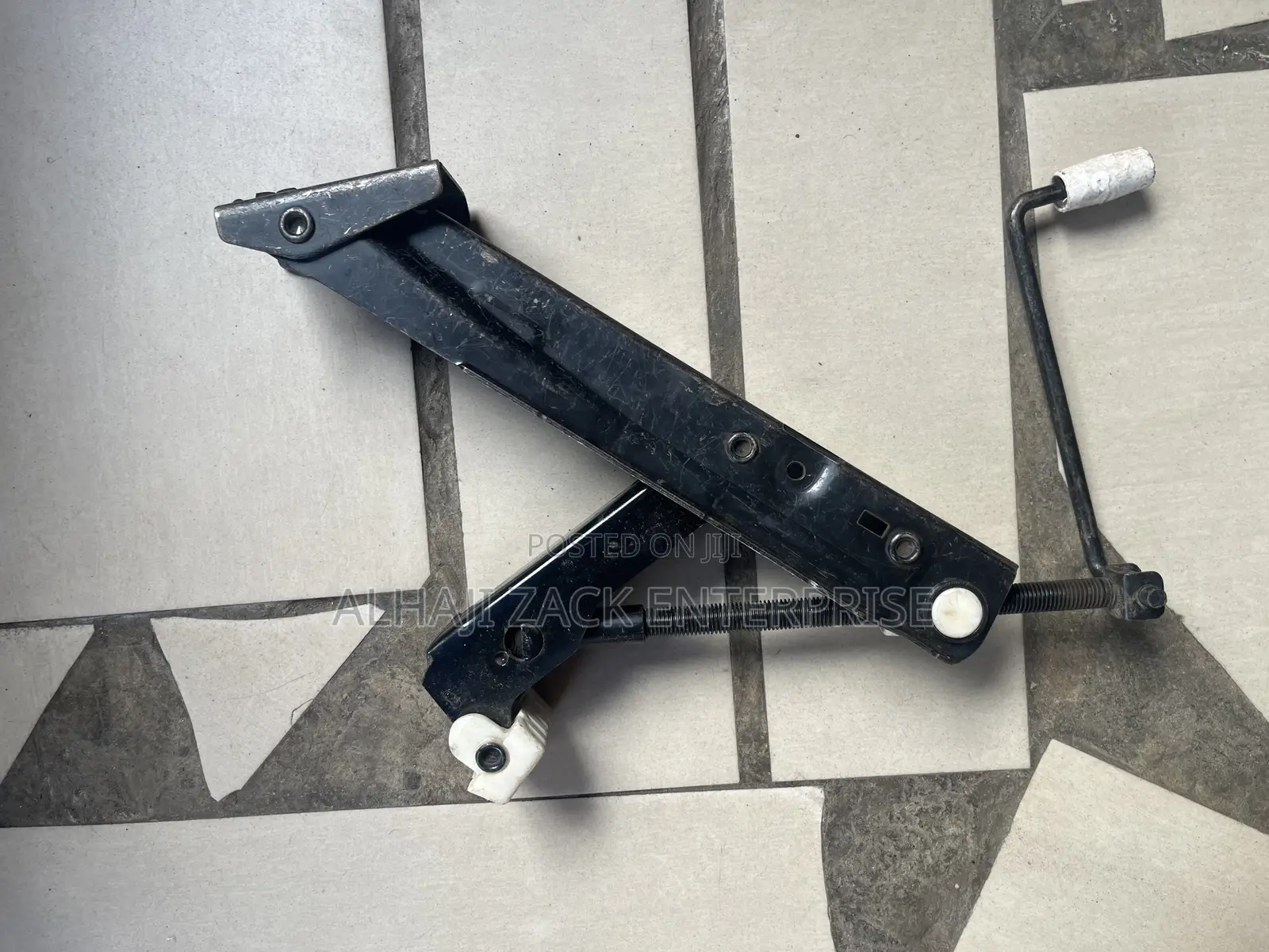 Mercedes Benz Original Jack