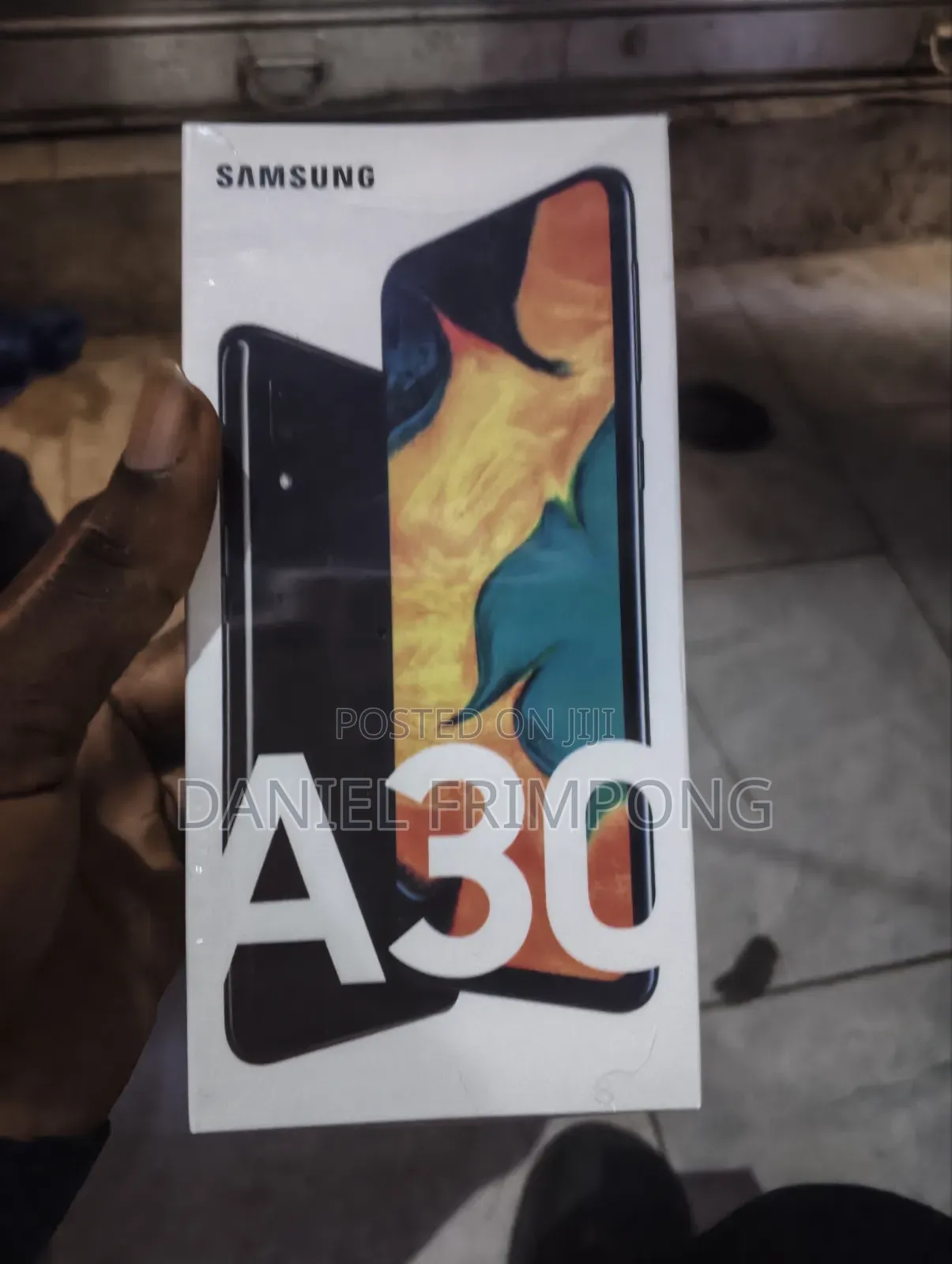 New Samsung Galaxy A30 64 GB Black