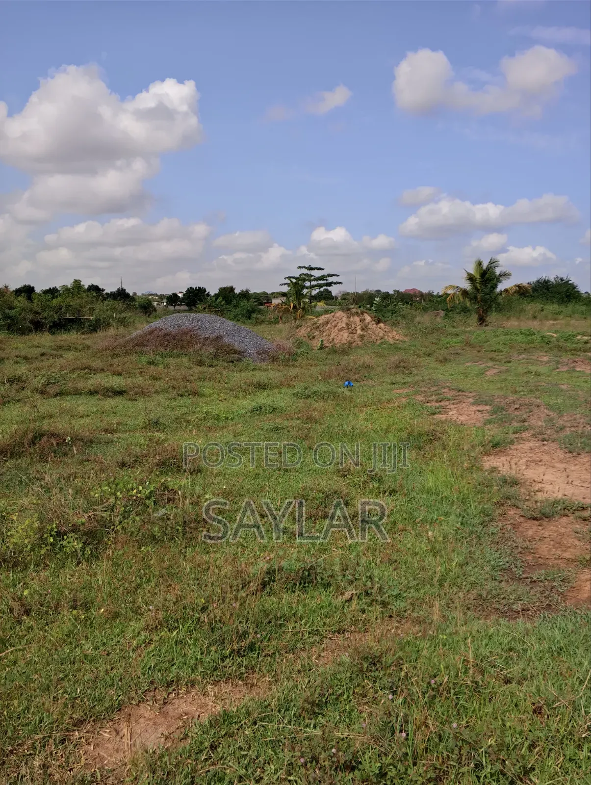 About 4 Acres at Already Developed Area Agyemaado/Afienya for Hot Sale